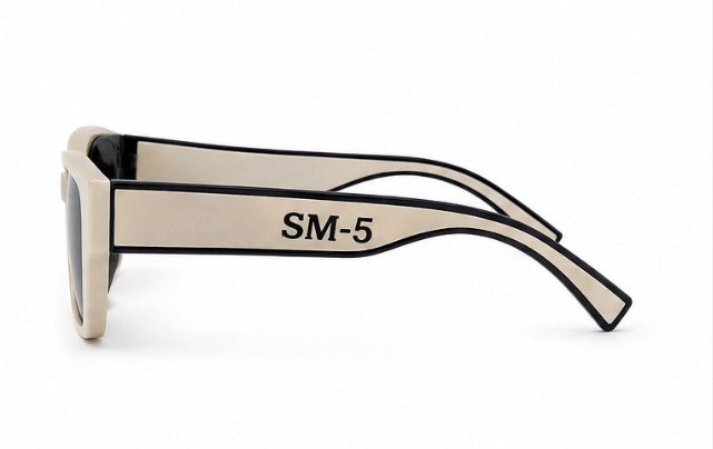 SM5 DOL 304 black&white